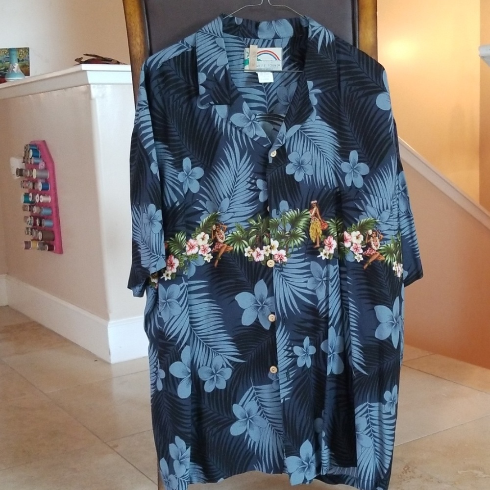 Paradise Found Hula Girl Aloha Hawaiian Shirt XL